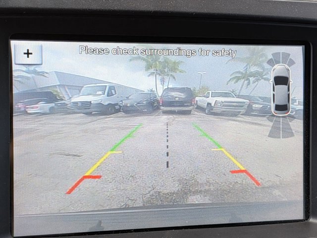 Used 2019 Ford Explorer XLT w/ Equipment Group 202A FWD image 8