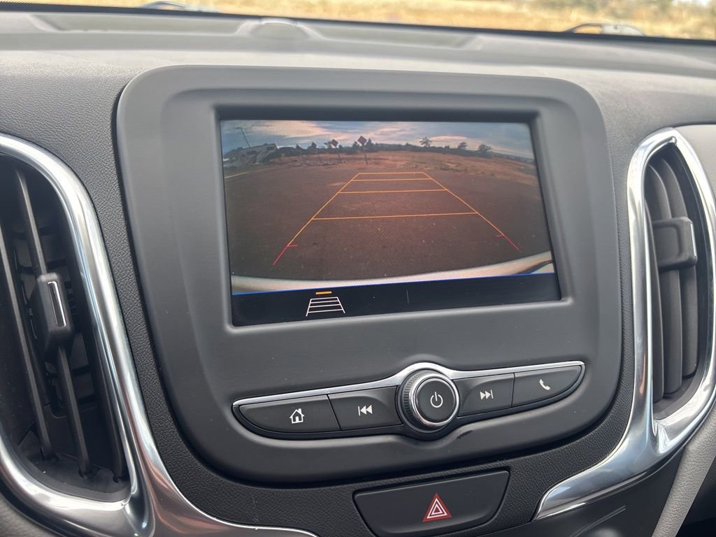 Used 2021 Chevrolet Equinox LT image 24