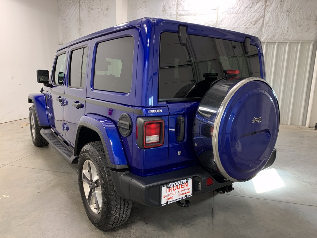 Used 2019 Jeep Wrangler Unlimited Sahara AWD/4WD image 7