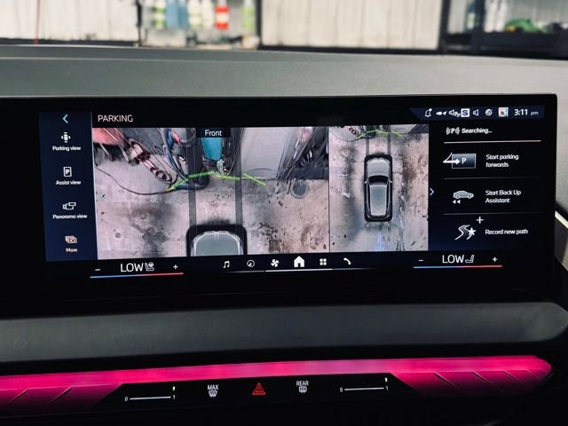 Certified 2025 BMW X3 xDrive30i w/ Premium Package image 40