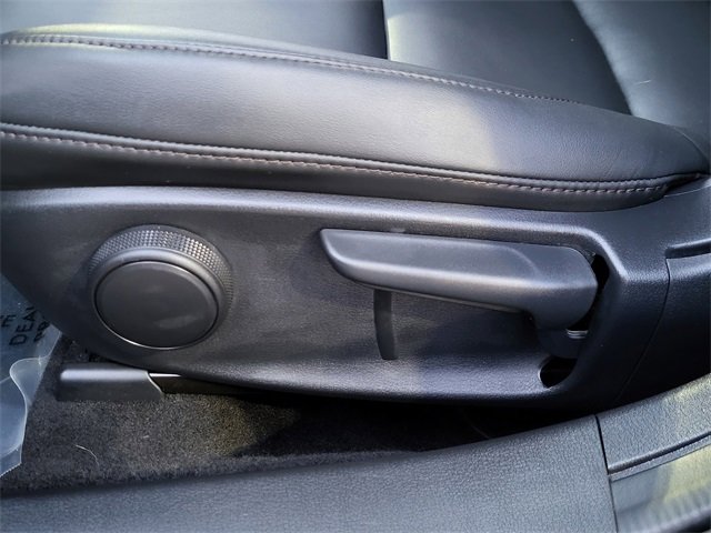 Used 2023 MAZDA MAZDA3 s image 5