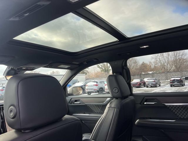 New 2026 GMC Acadia Denali w/ Super Cruise Package image 13