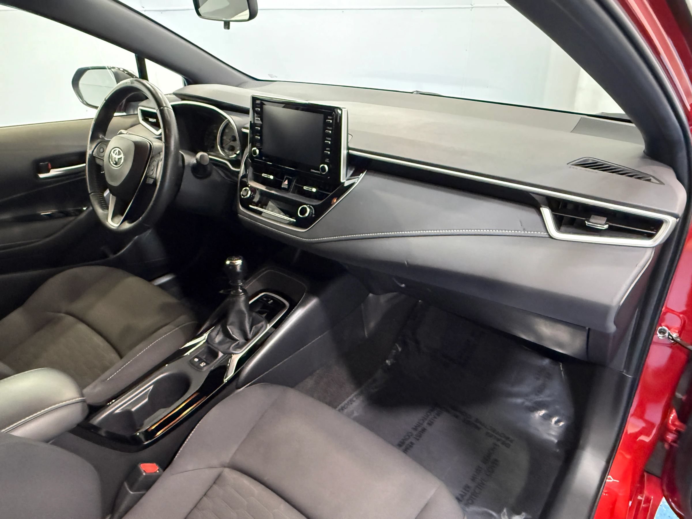 Used 2021 Toyota Corolla SE FWD image 17
