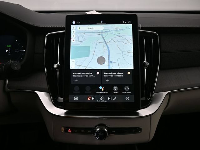 New 2026 Volvo XC90 T8 Ultra w/ Protection Package Premier AWD/4WD image 13