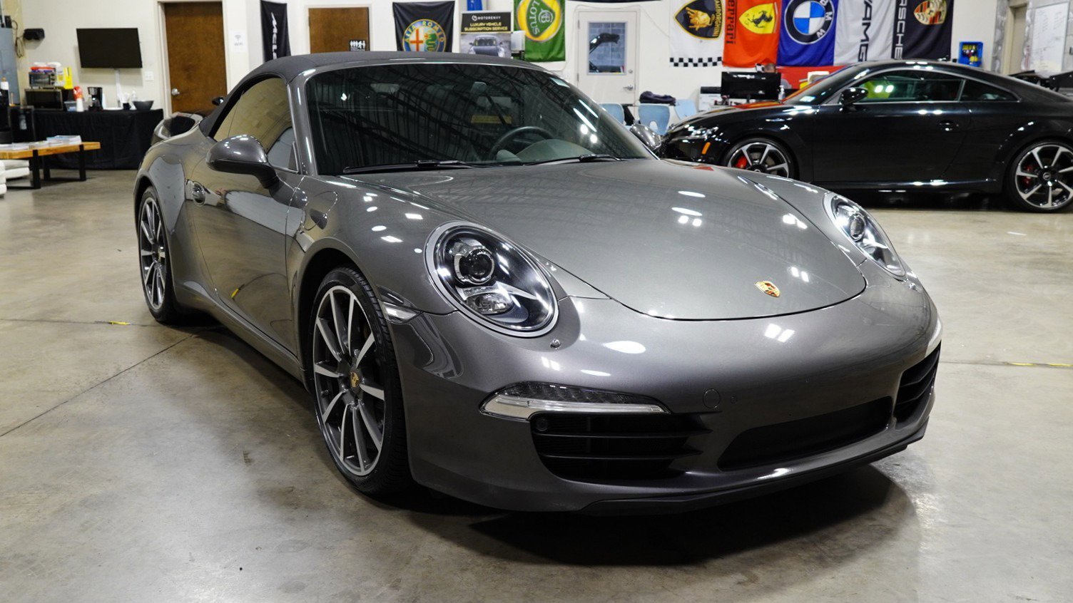 Used 2013 Porsche 911 Carrera S image 4