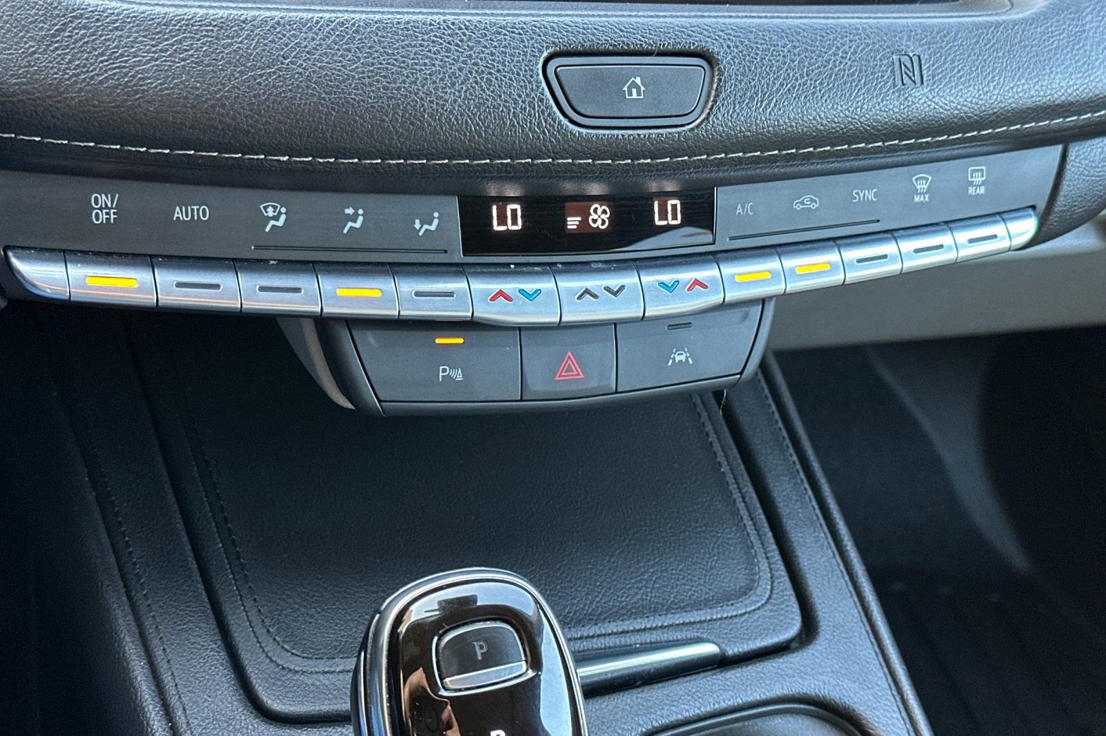 Used 2020 Cadillac XT4 Premium Luxury w/ Driver Awareness Package image 22