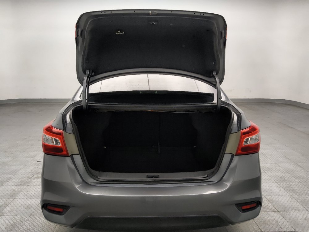 Used 2018 Nissan Sentra SV FWD image 29