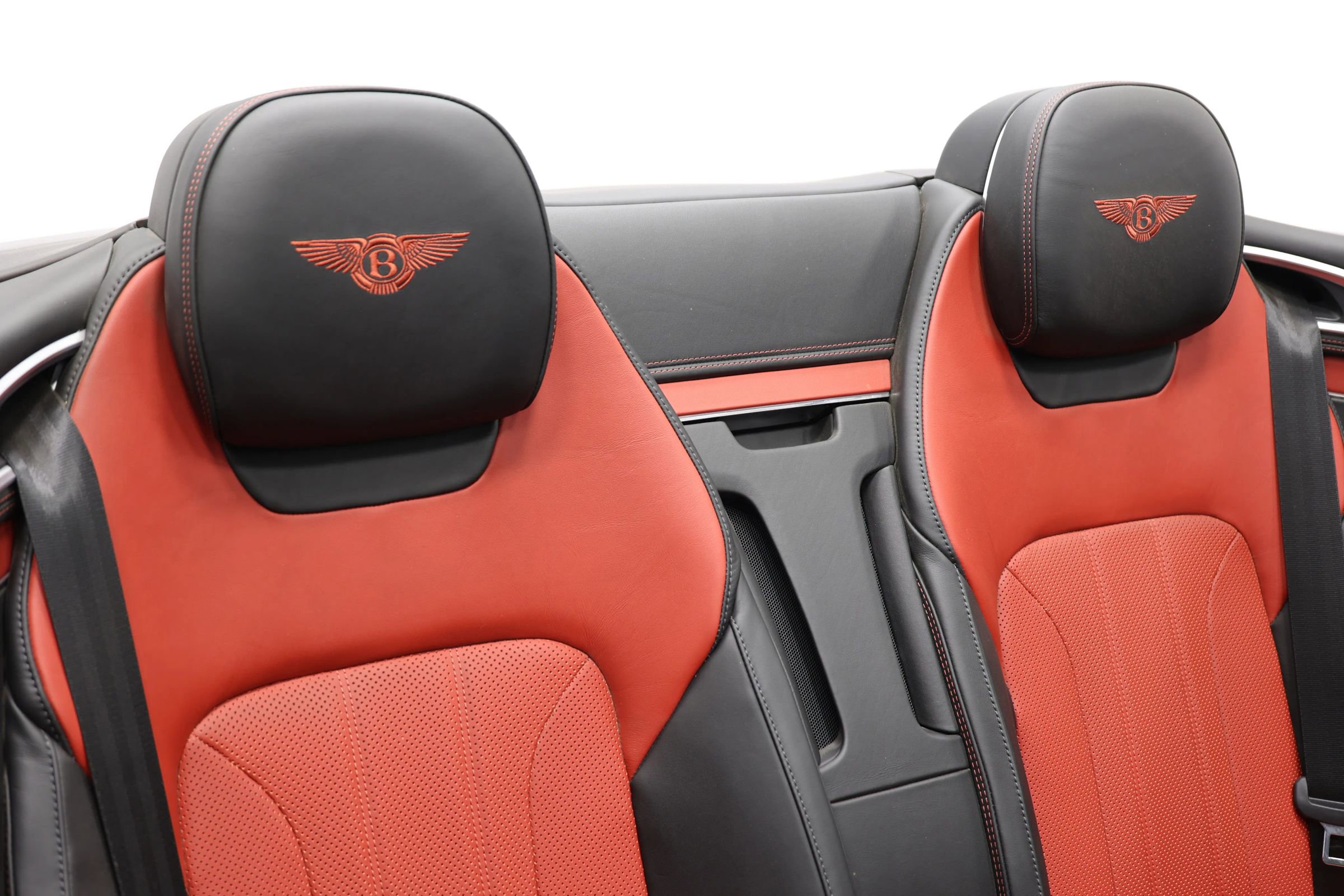 Used 2020 Bentley Continental GT V8 image 90