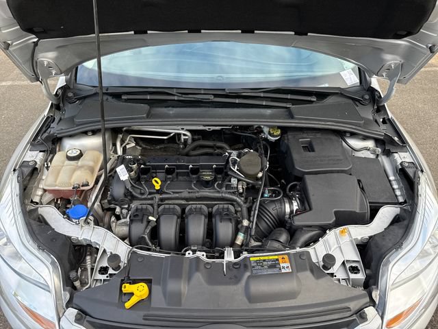 Used 2012 Ford Focus SE FWD image 17
