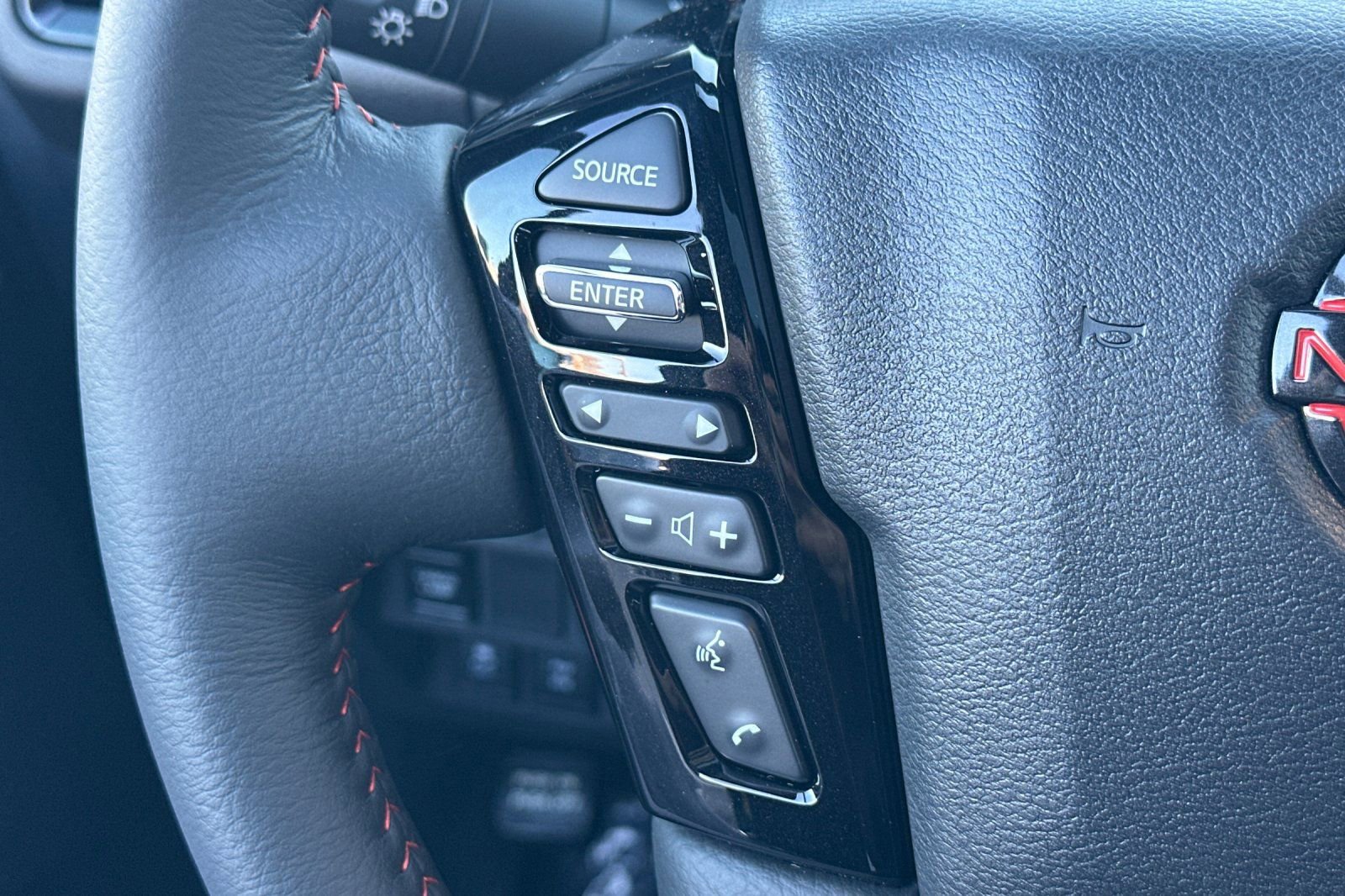 New 2026 Nissan Frontier PRO-4X w/ Pro Premium Package image 28