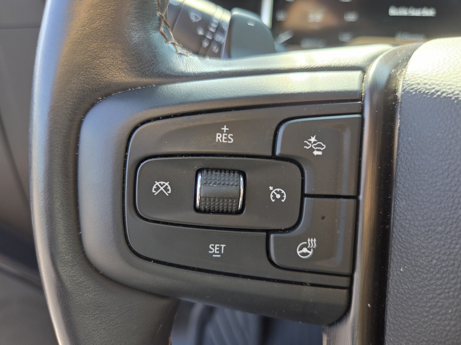 Used 2023 GMC Sierra 1500 AT4 w/ AT4 Premium Package AWD/4WD image 22