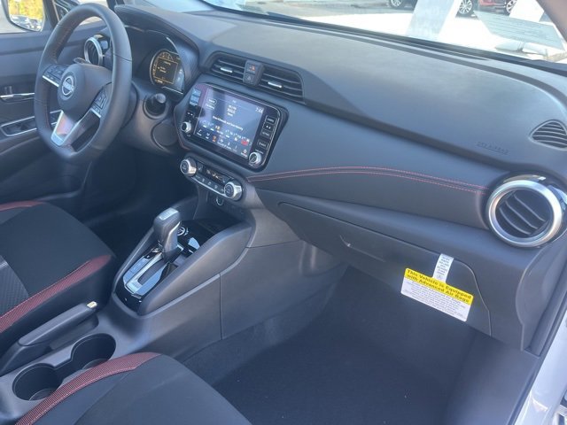 New 2025 Nissan Versa SR w/ Trunk Package image 22