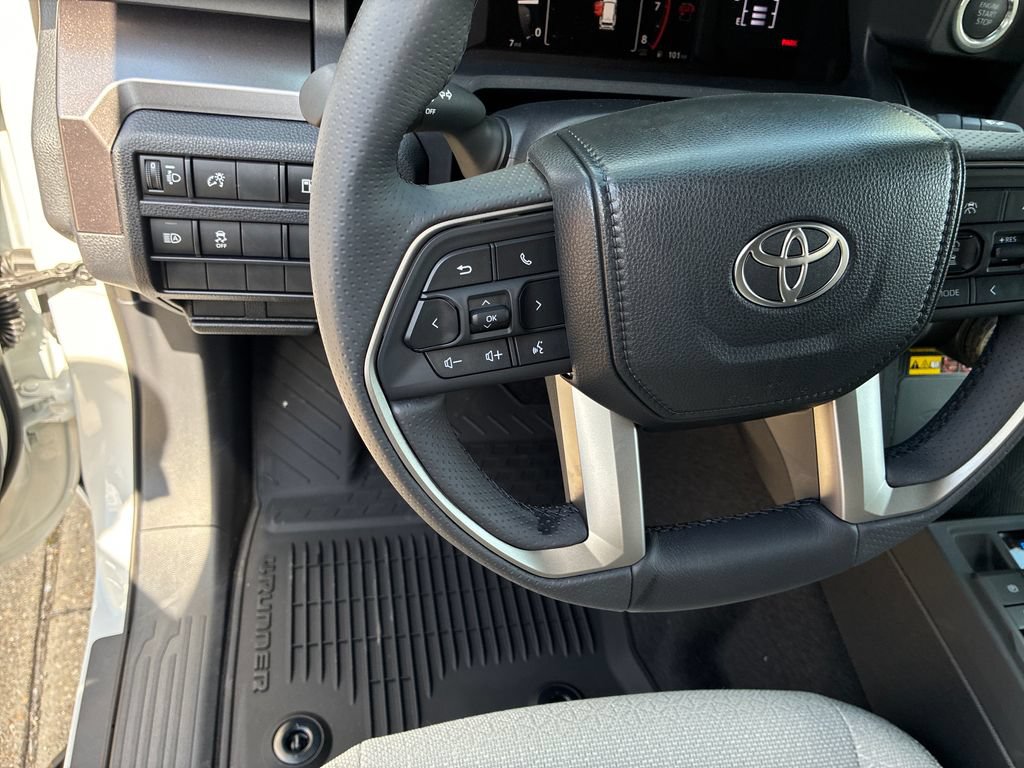 New 2026 Toyota 4Runner SR5 AWD/4WD image 20