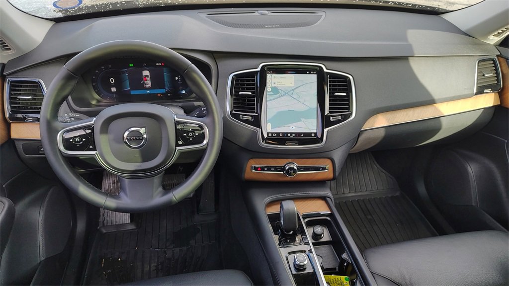 Certified 2024 Volvo XC90 B6 Plus w/ Protection Package Premier image 12