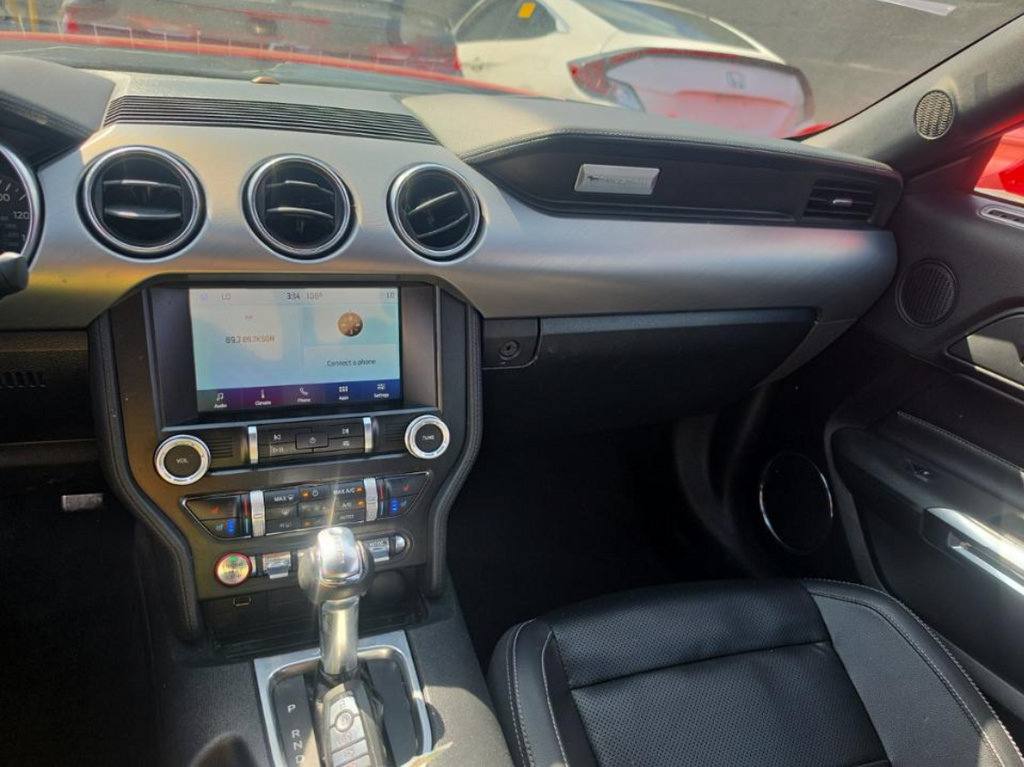 Used 2022 Ford Mustang Premium RWD image 6