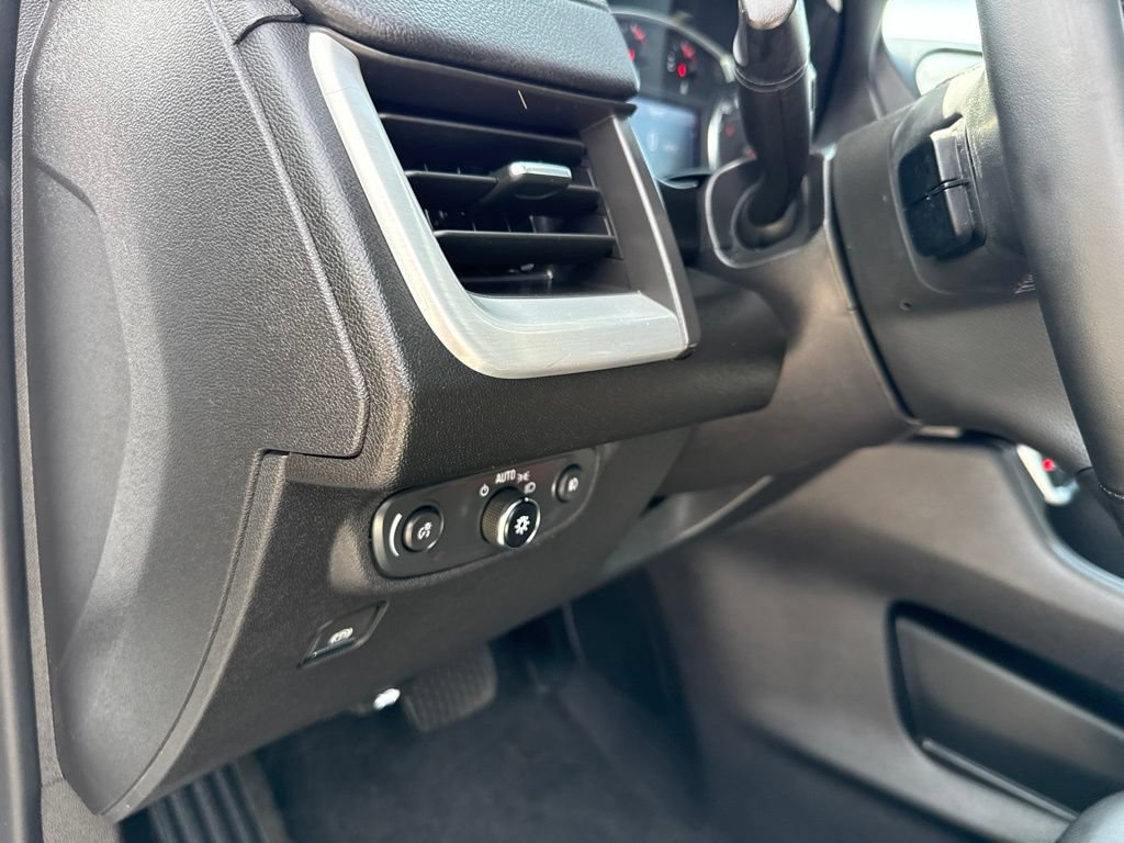 Certified 2024 GMC Terrain SLT w/ Elevation Edition AWD/4WD image 15