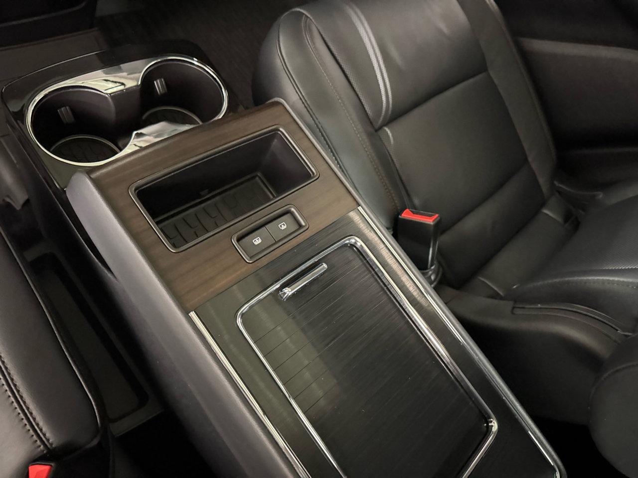 Used 2025 Lincoln Aviator Reserve w/ Equipment Group 201A image 35