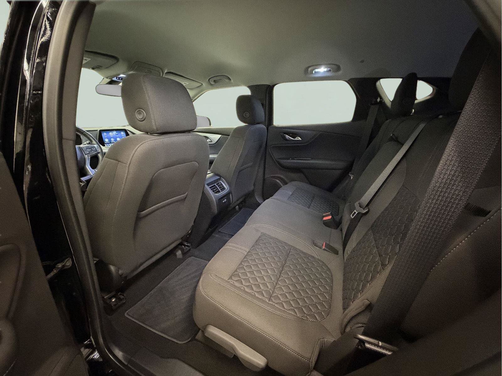 Used 2019 Chevrolet Blazer LT AWD/4WD image 26