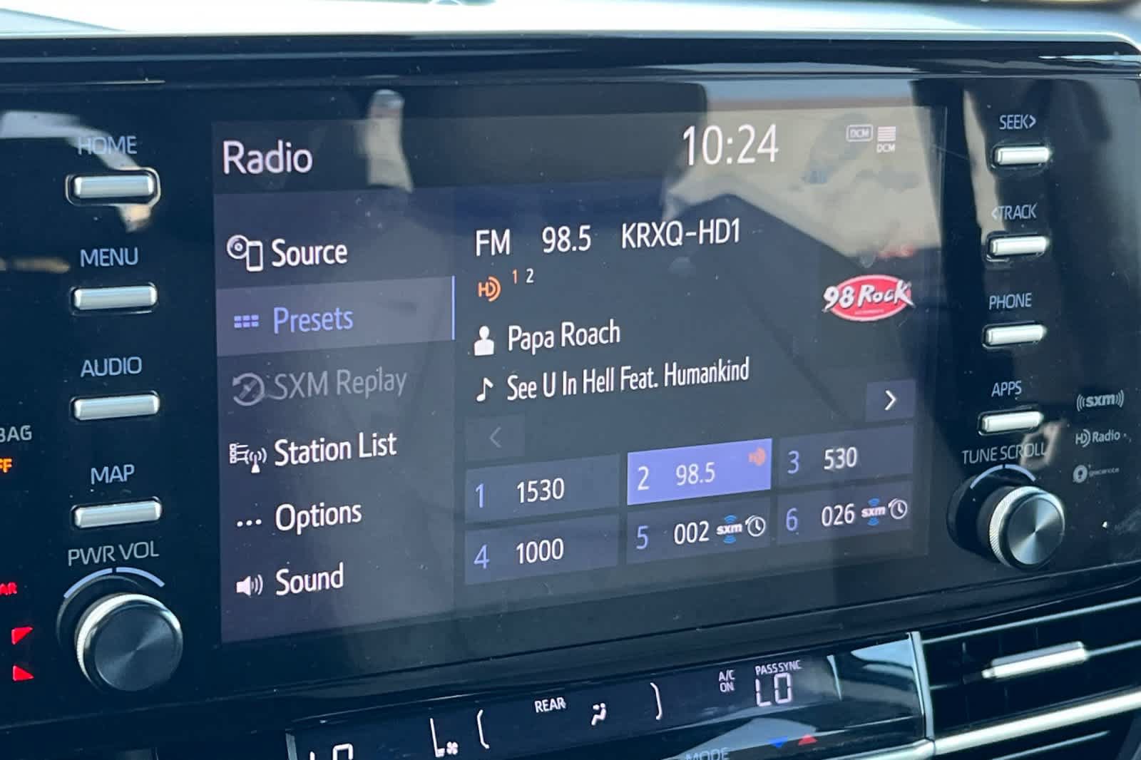 Certified 2022 Toyota Sienna XLE FWD image 21