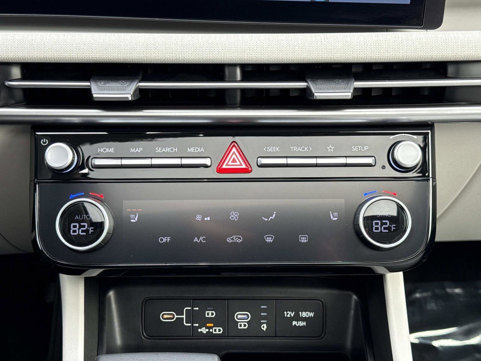 Certified 2025 Hyundai Tucson SEL image 6