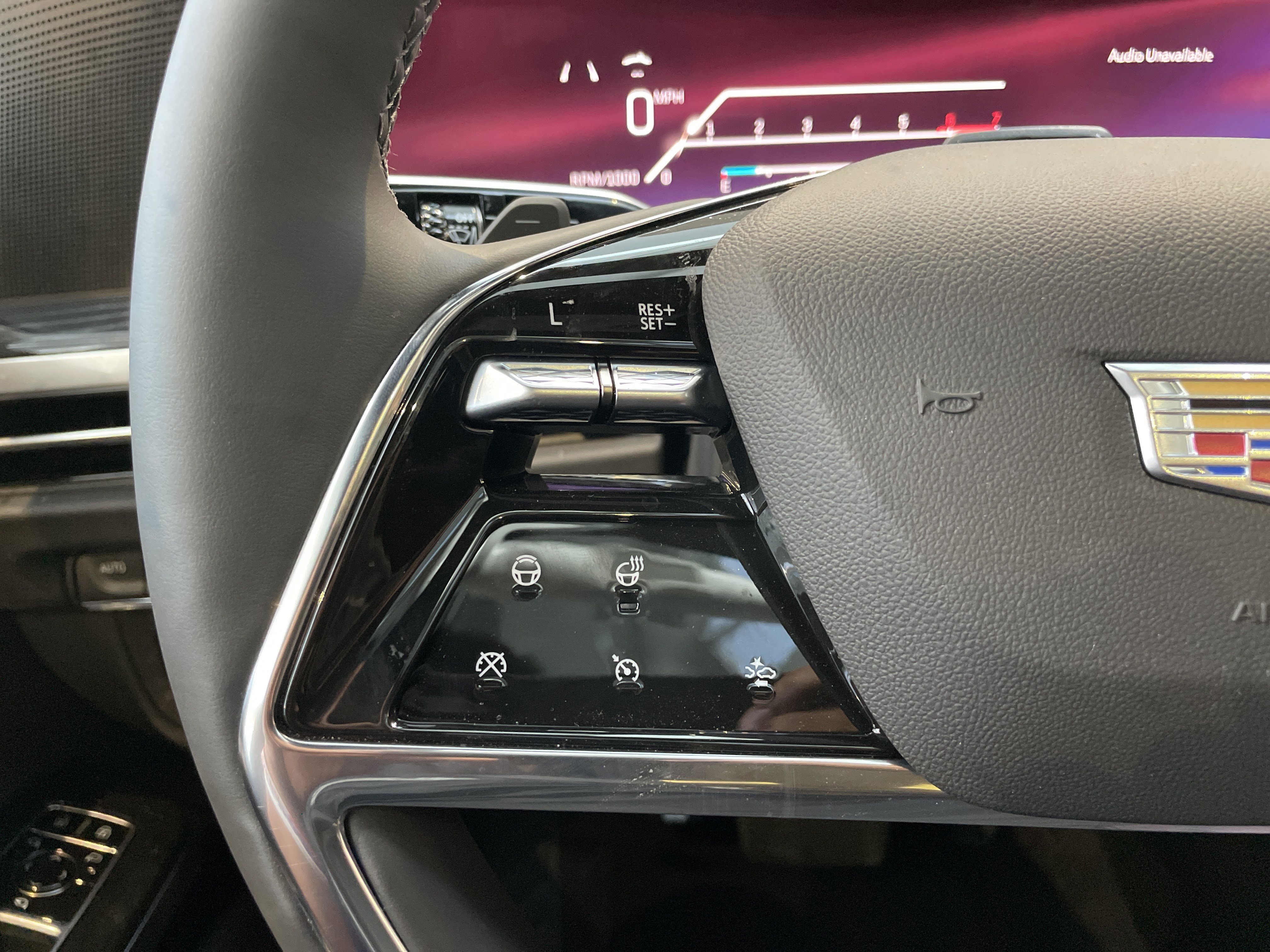 Used 2026 Cadillac Escalade Sport w/ LPO, ONYX Package image 24