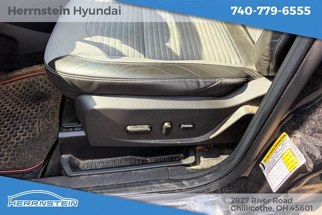 Used 2017 Ford Escape Titanium AWD/4WD image 17