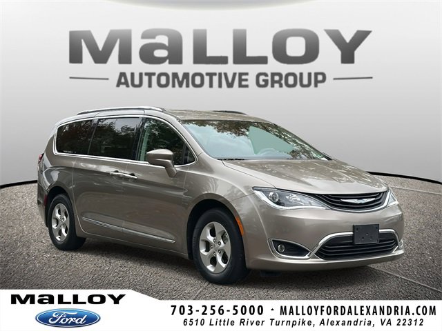 Used 2018 Chrysler Pacifica Touring-L