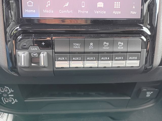 New 2026 RAM 2500 Tradesman AWD/4WD image 18