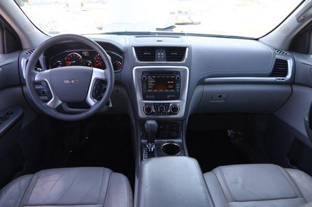 Used 2015 GMC Acadia SLT image 20