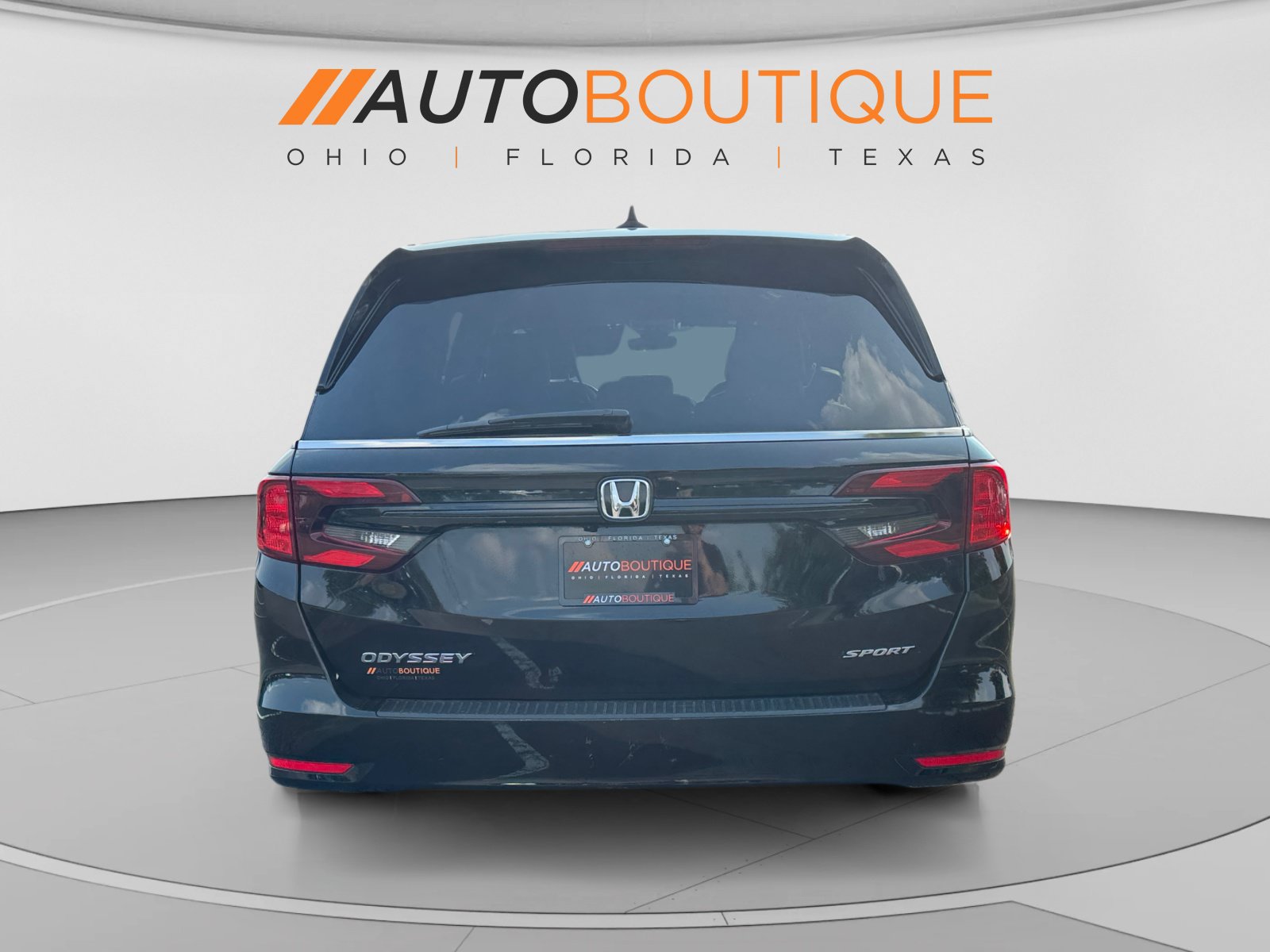Used 2023 Honda Odyssey Sport image 4