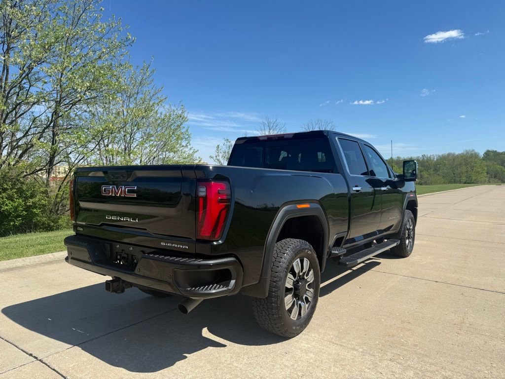 Used 2024 GMC Sierra 2500 Denali w/ Denali Reserve Package image 3