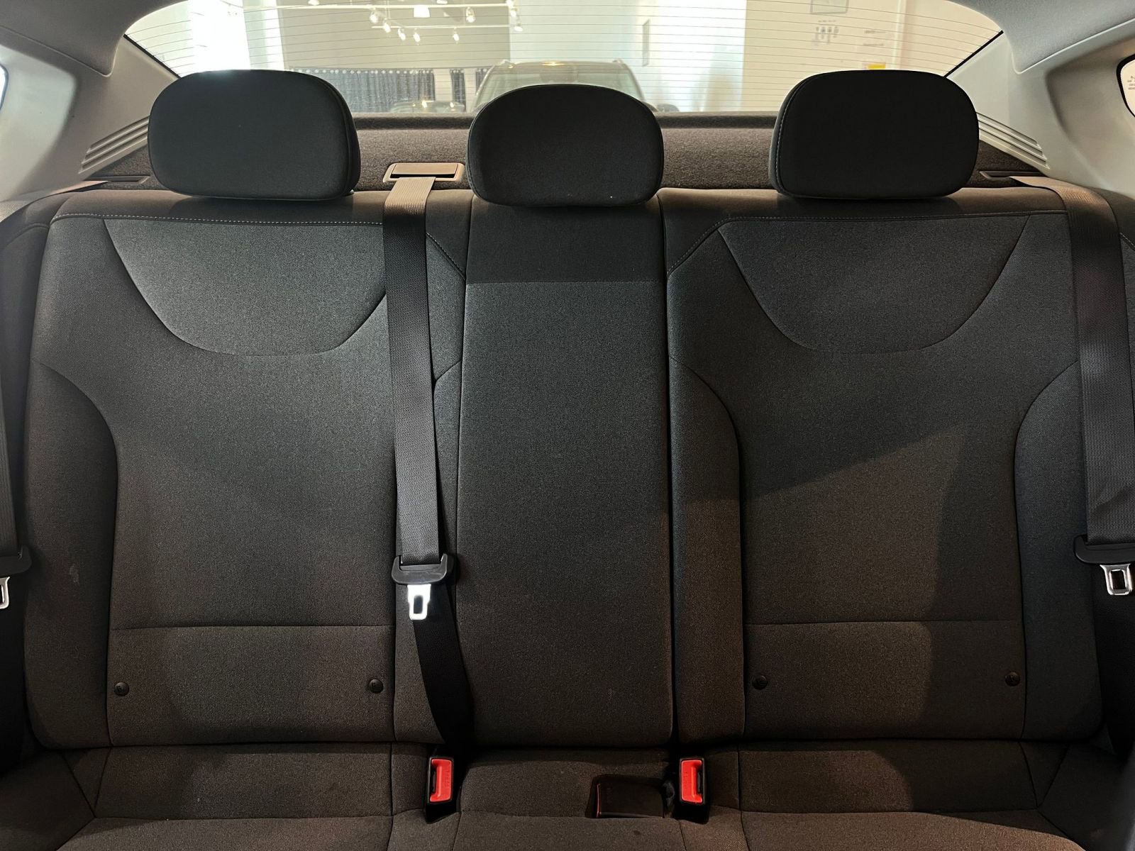 Used 2025 Kia K4 LXS image 37