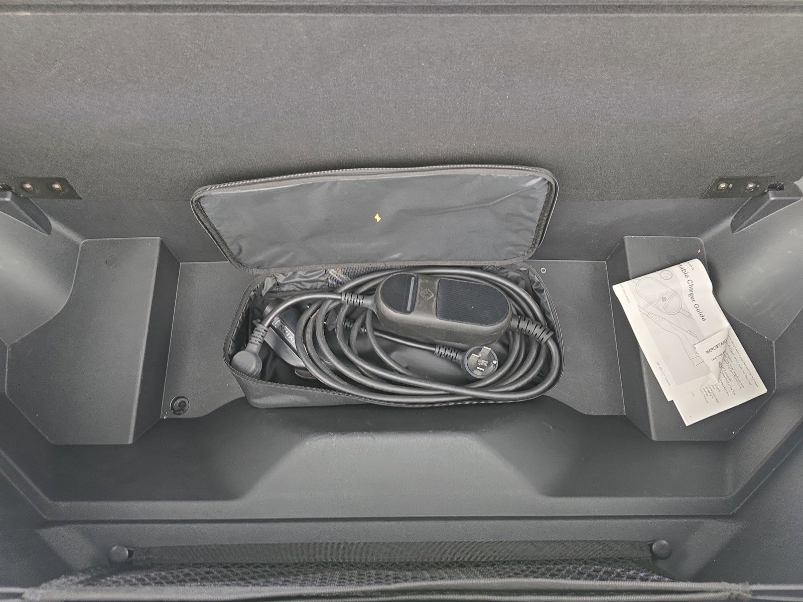 Used 2022 Rivian R1T Adventure AWD/4WD image 16