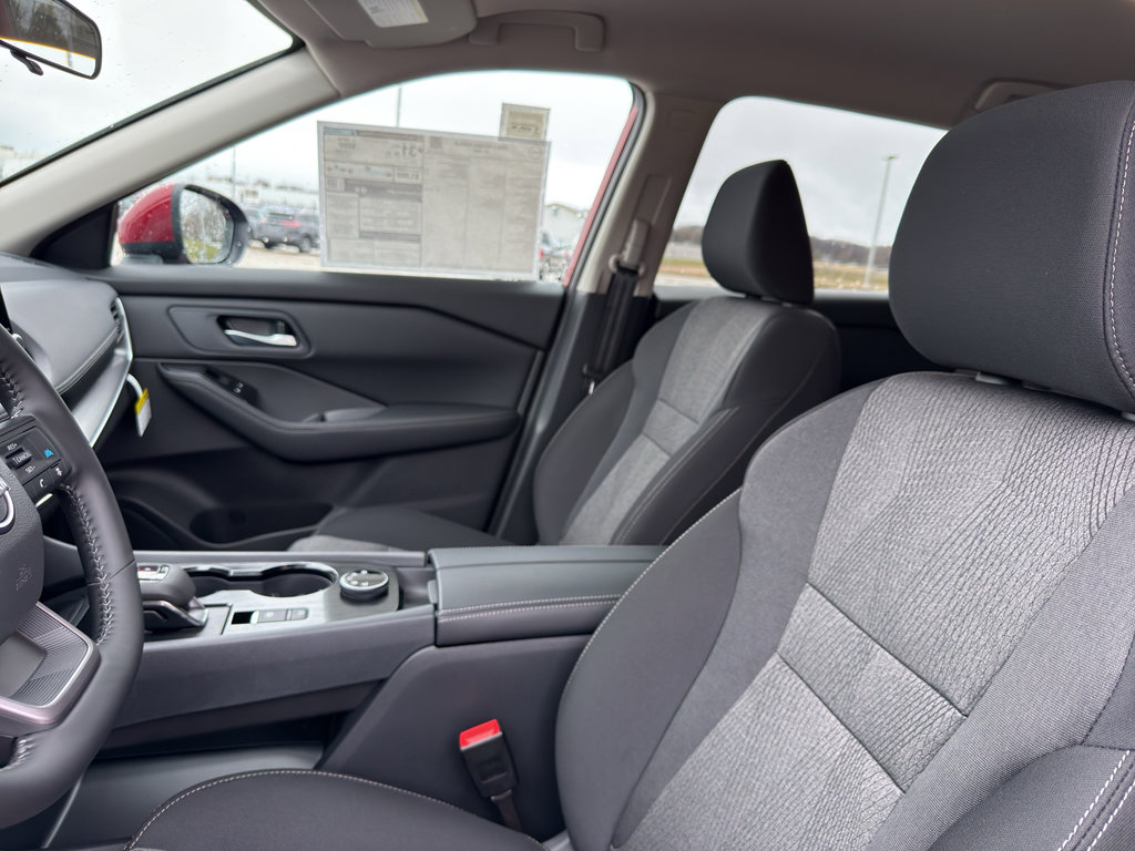 New 2026 Nissan Rogue SV AWD/4WD image 26