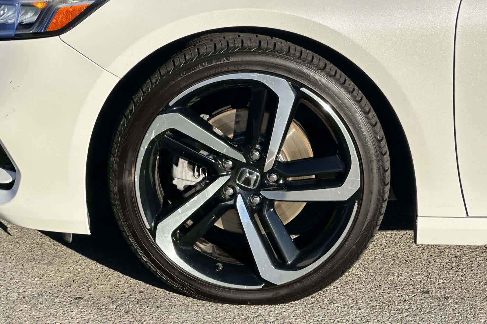 Used 2019 Honda Accord Sport image 26