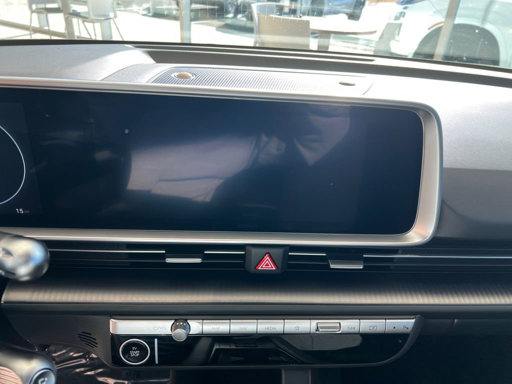 New 2025 Hyundai Ioniq 6 SE image 20