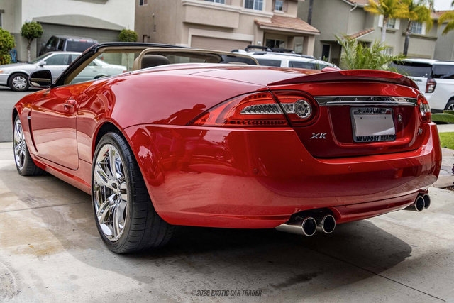 Used 2010 Jaguar XKR R RWD image 6