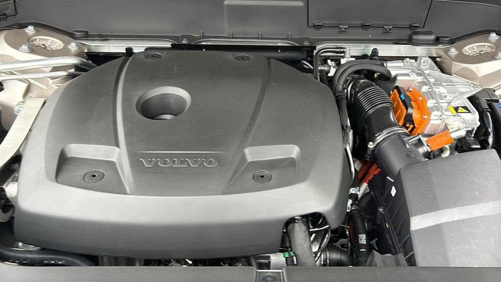 New 2026 Volvo XC90 T8 Plus image 32