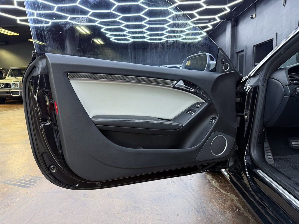 Used 2013 Audi RS 5 Coupe AWD/4WD image 12