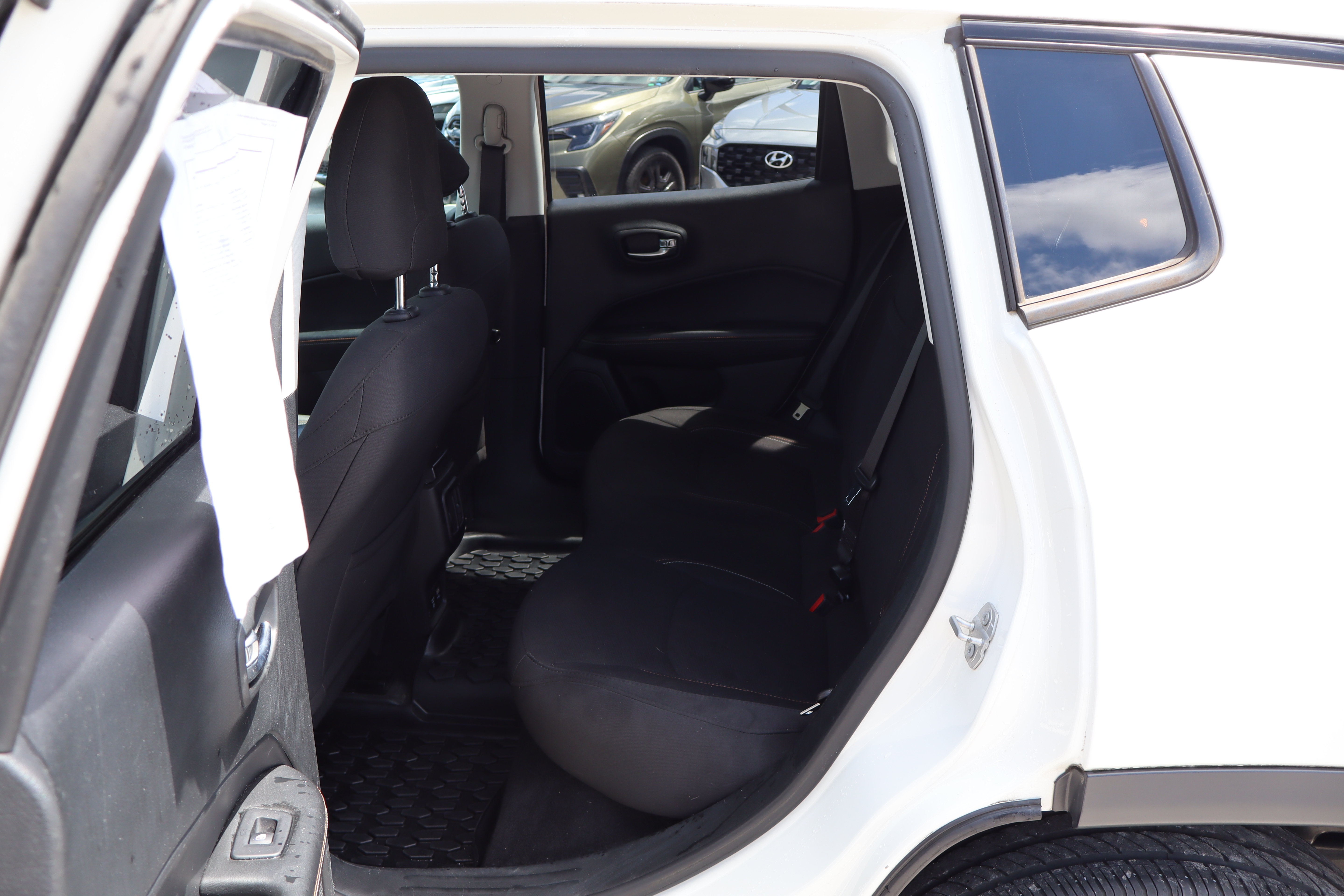 Used 2019 Jeep Compass Sport AWD/4WD image 13