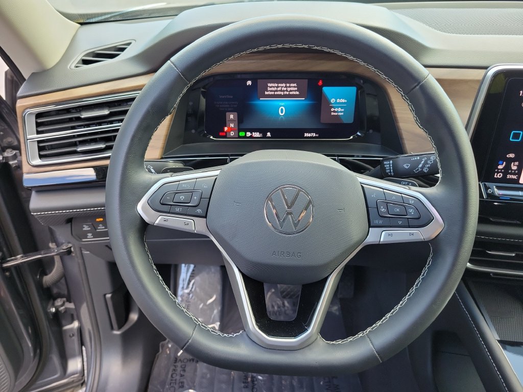 Certified 2024 Volkswagen Atlas SE FWD image 27