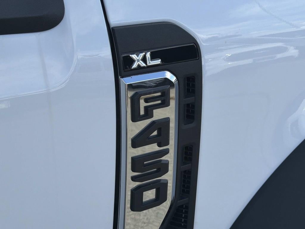 New 2026 Ford F450 XL w/ XL Chrome Package image 25
