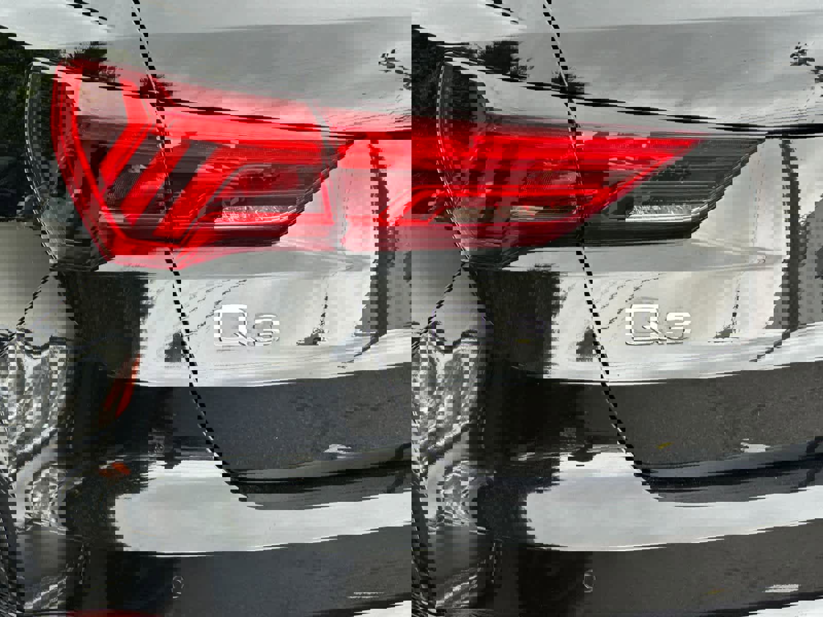 Used 2024 Audi Q3 2.0T Premium image 27