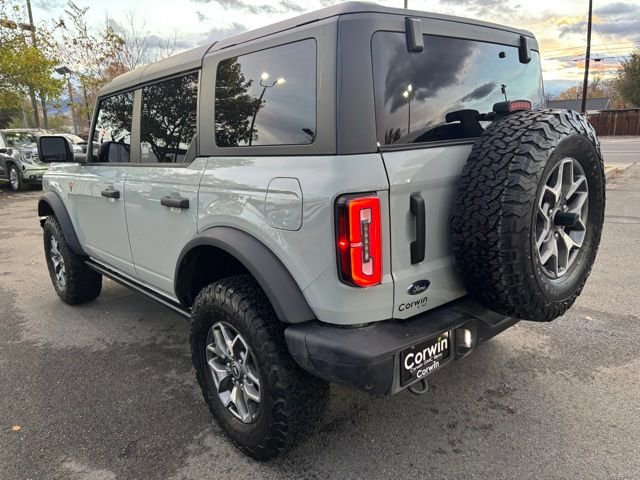 Used 2024 Ford Bronco Badlands image 6