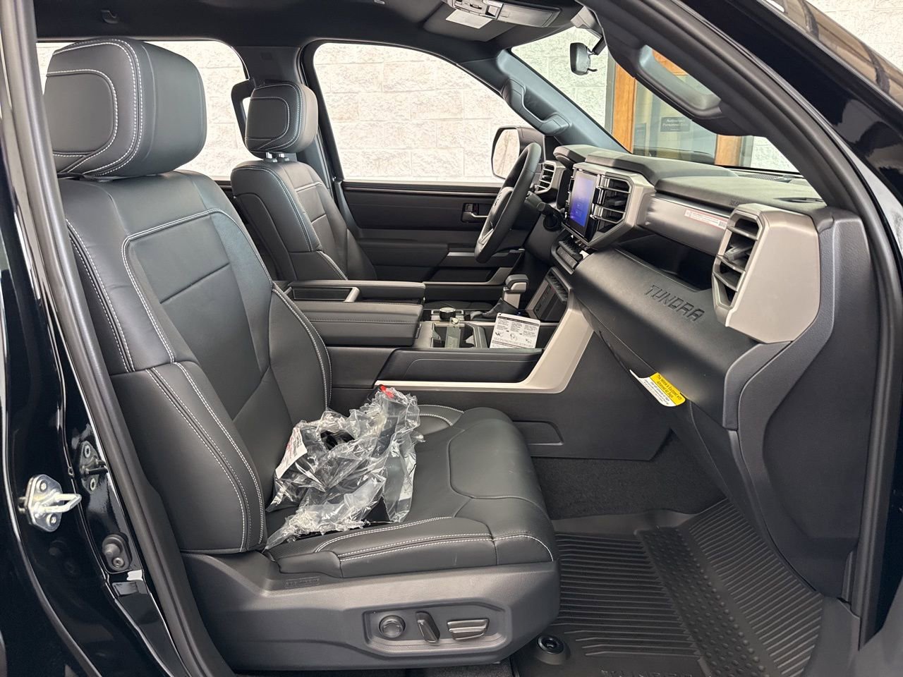 Used 2026 Toyota Tundra SR5 w/ SR5 Premium Package AWD/4WD image 47