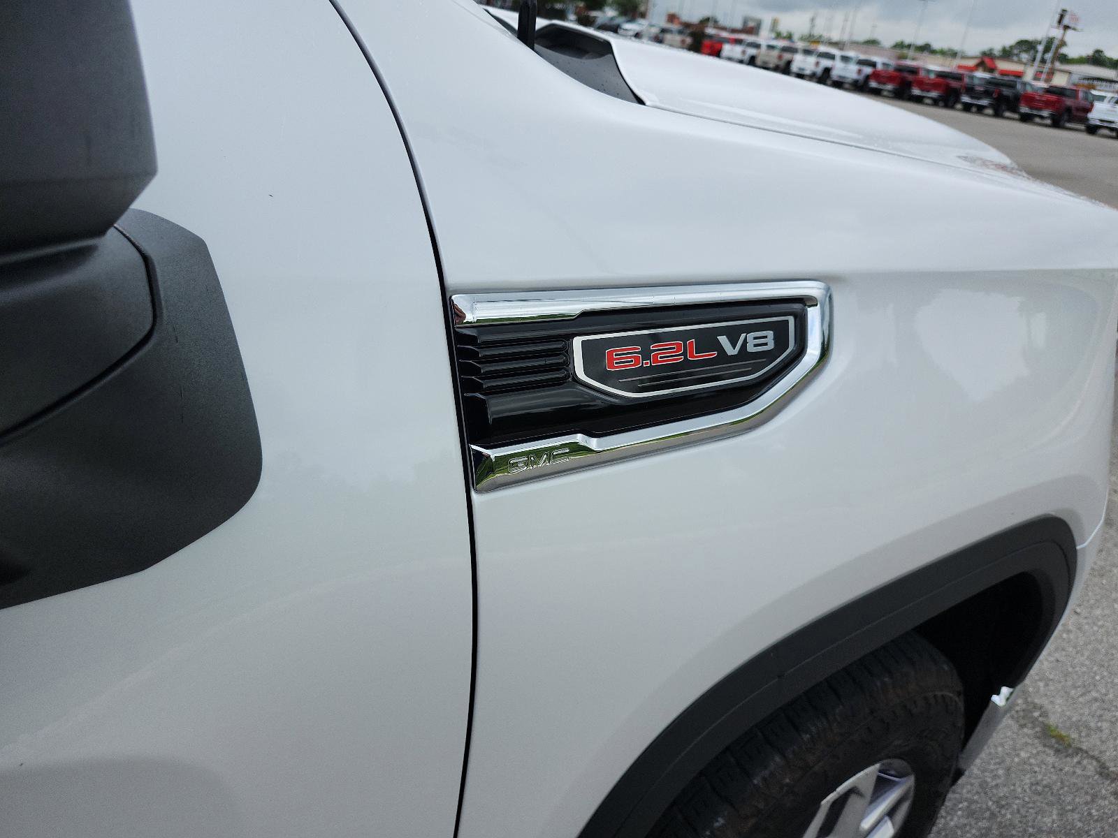 Certified 2025 GMC Sierra 1500 SLT w/ SLT Premium Plus Package AWD/4WD image 9