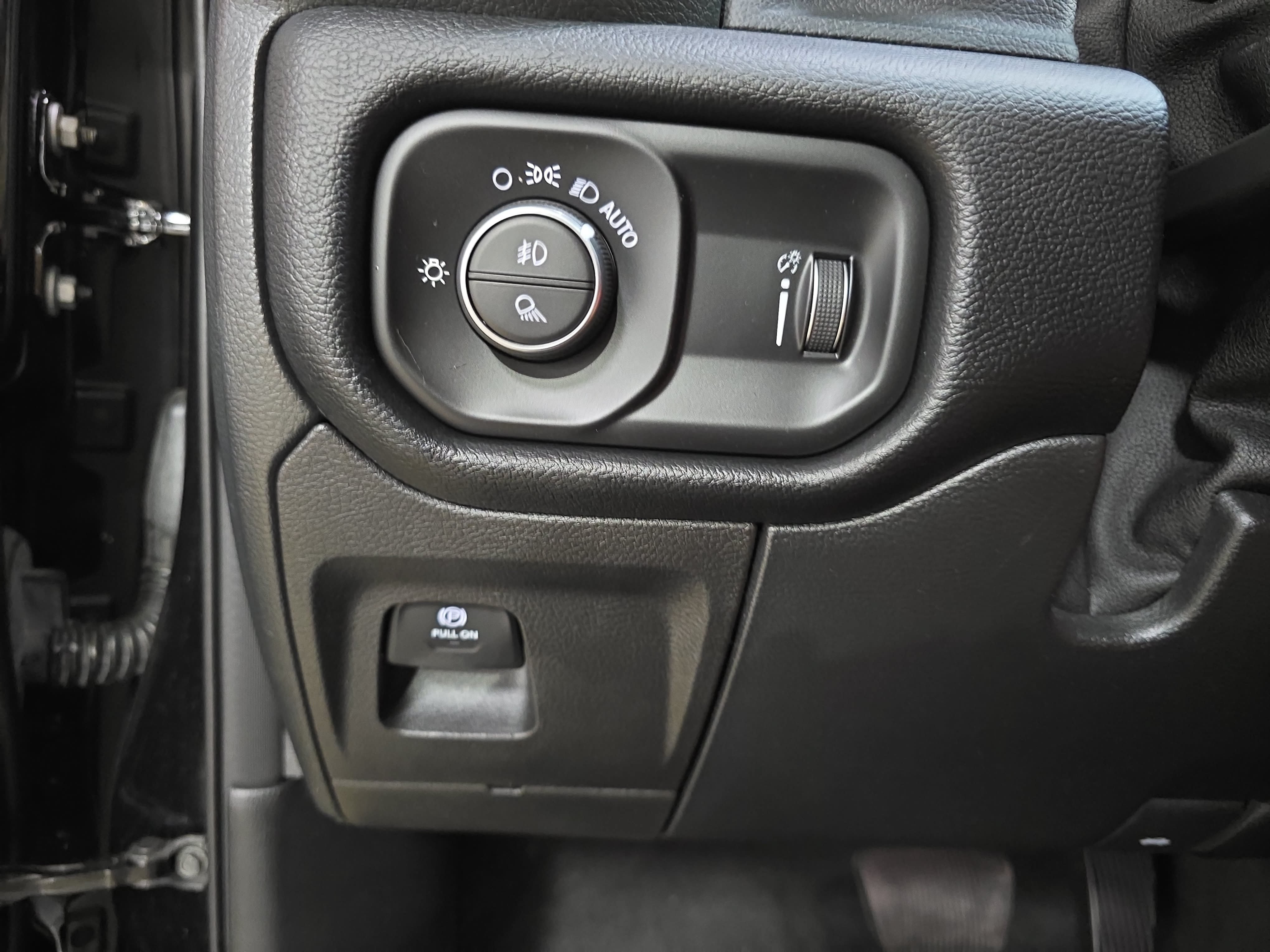Used 2021 RAM 1500 TRX AWD/4WD image 23