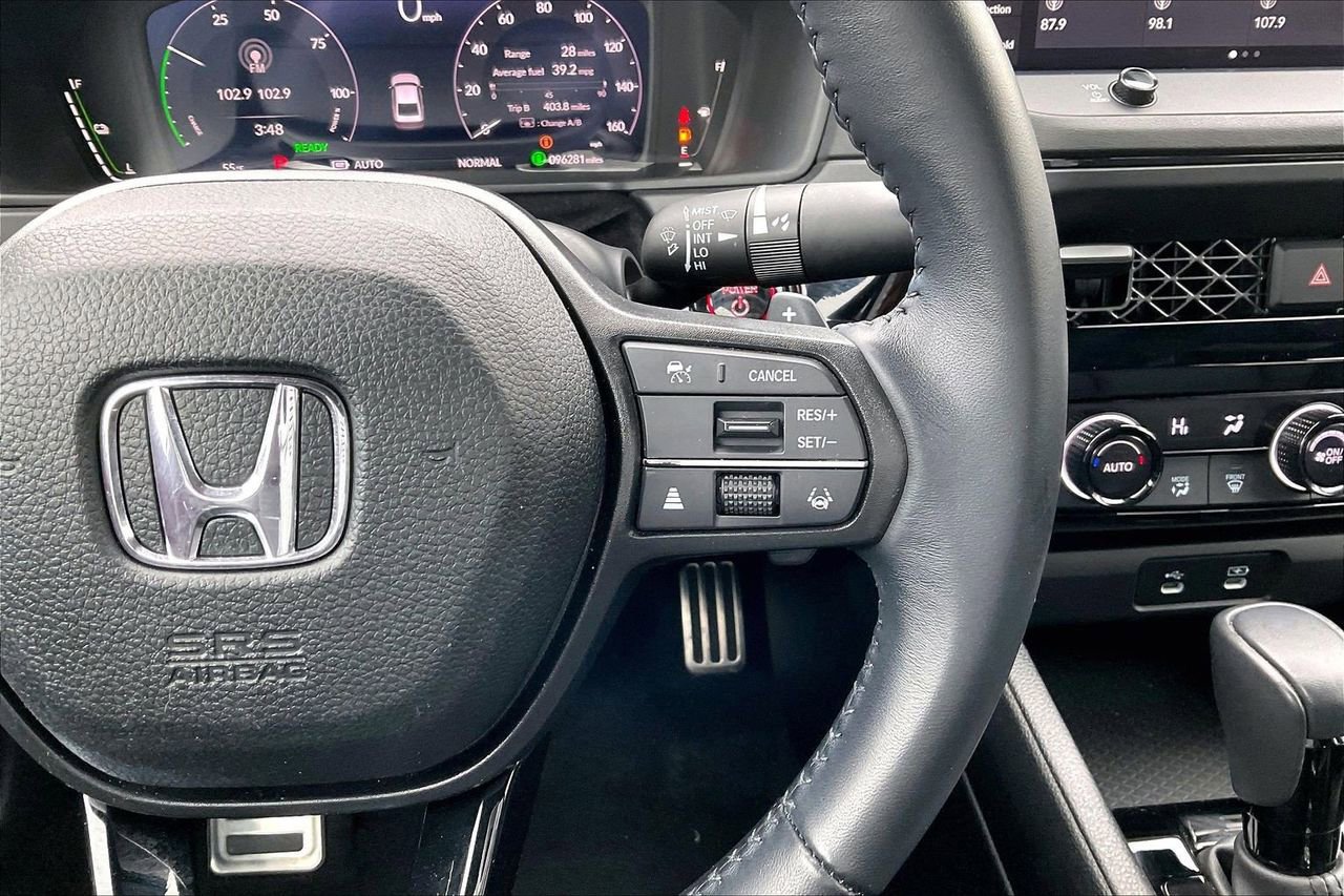 Used 2023 Honda Accord Sport image 29