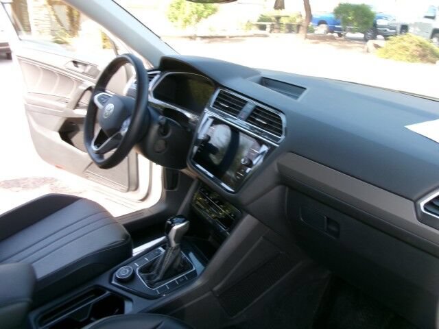 Used 2024 Volkswagen Tiguan Wolfsburg Edition AWD/4WD image 18