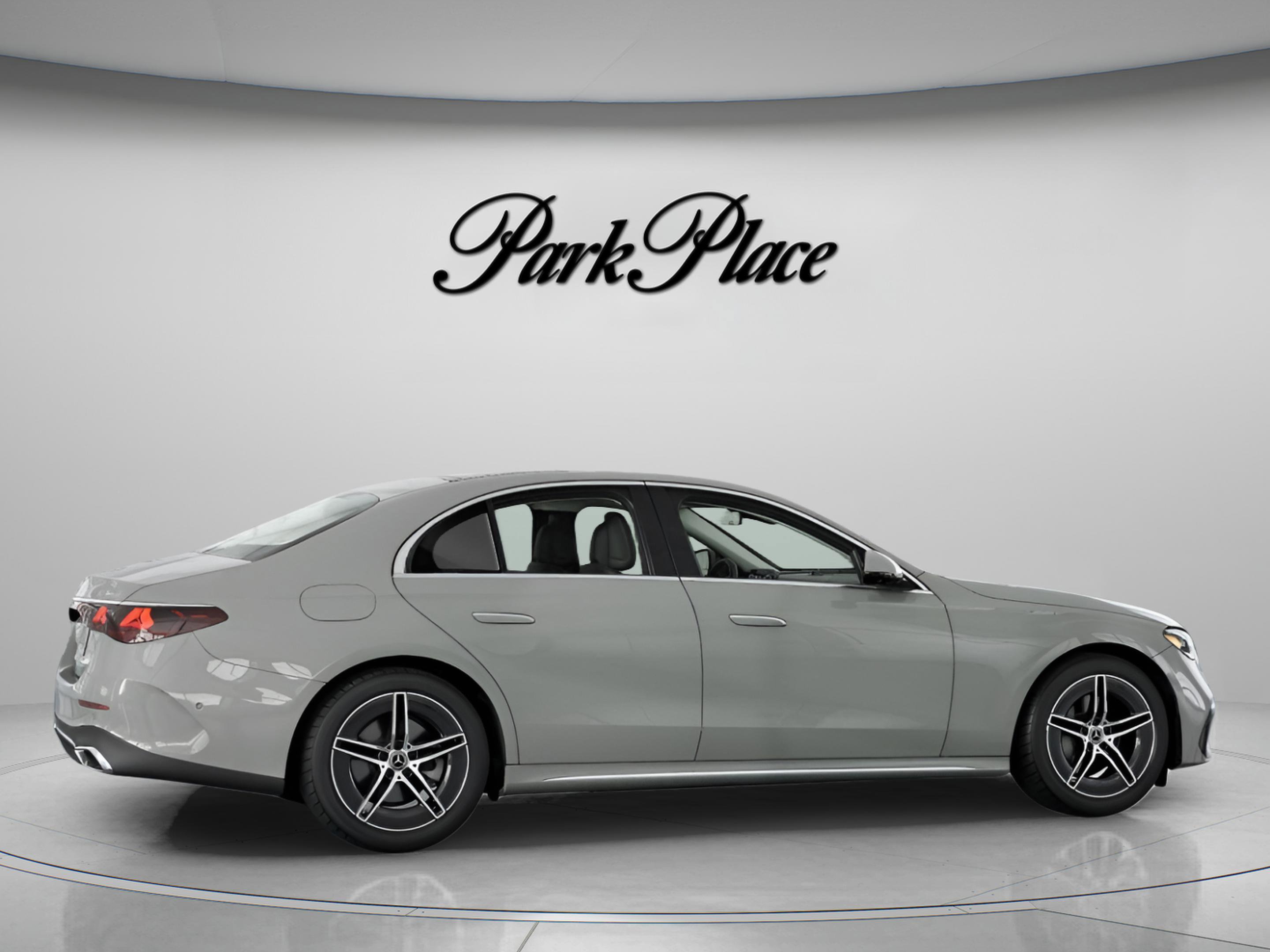 New 2026 Mercedes-Benz E 350 4MATIC Sedan image 22